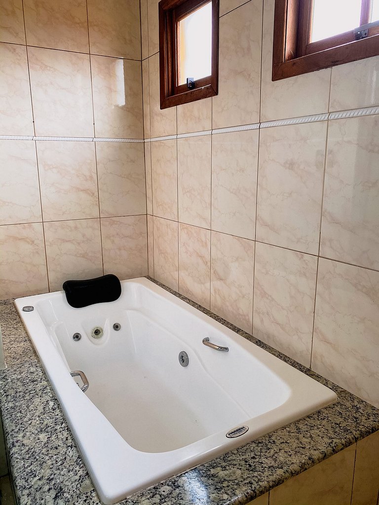 Espaço gourmet e home-office na Granja