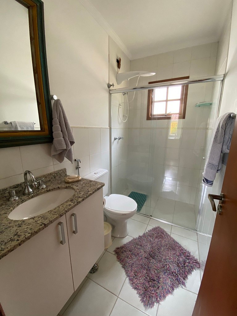 Espaço gourmet e home-office na Granja