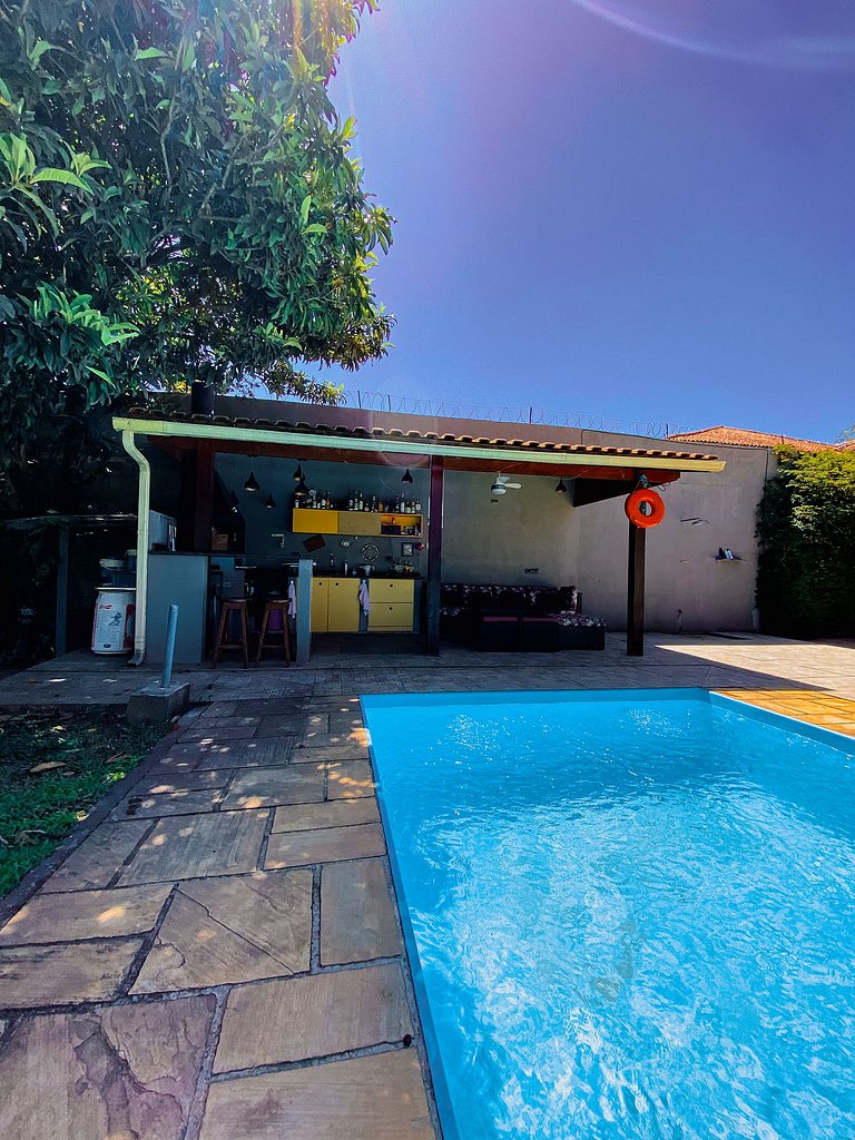 Excelente casa terrea na Granja Viana