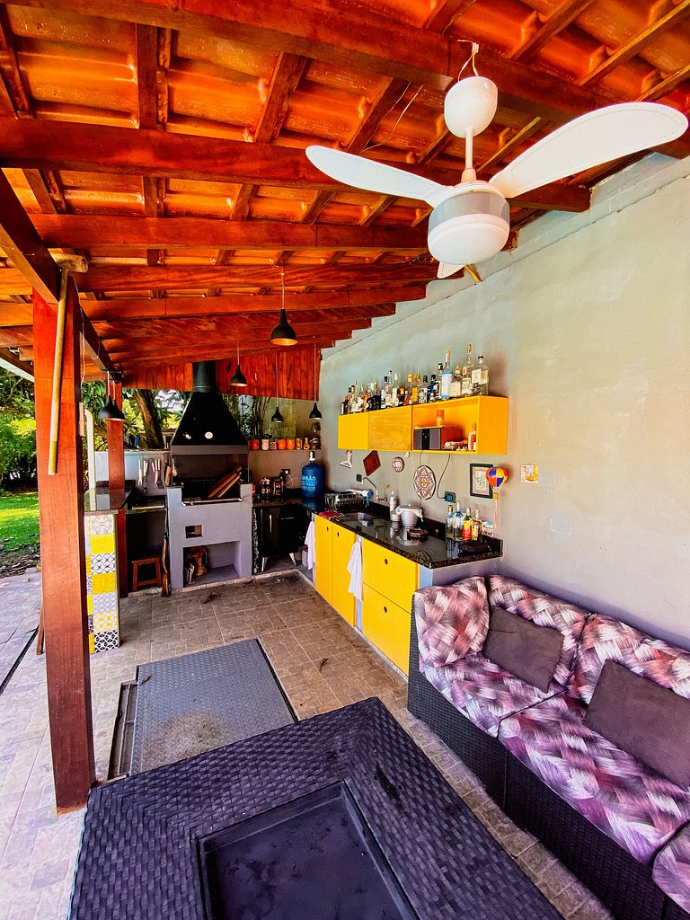 Excelente casa terrea na Granja Viana