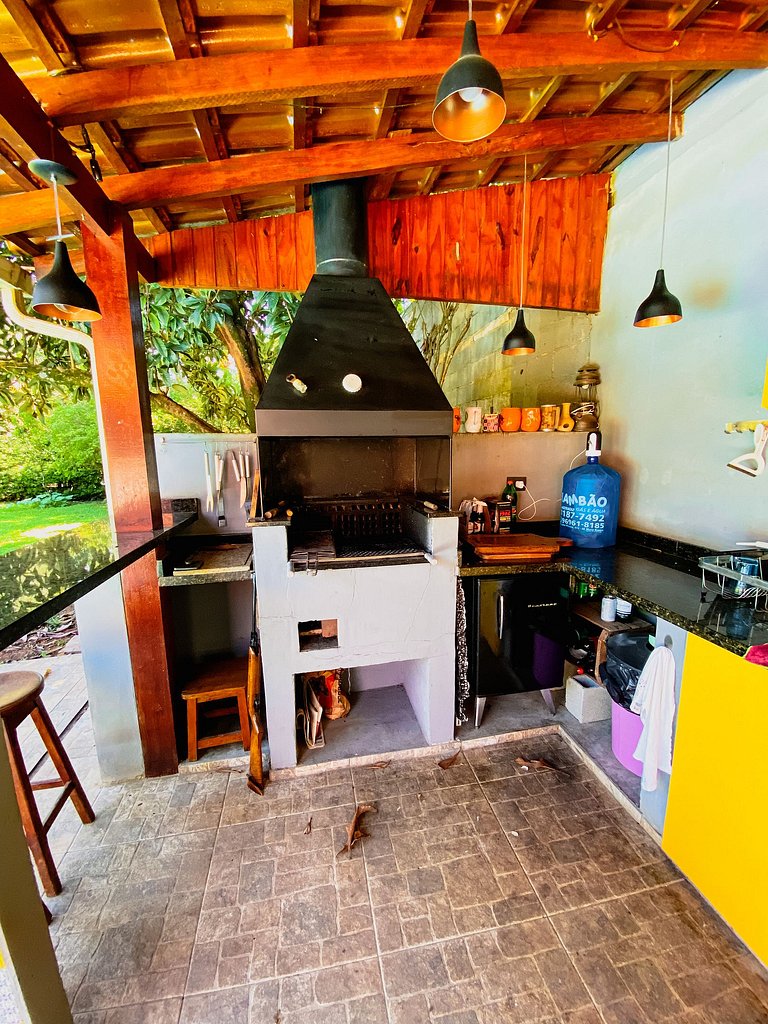 Excelente casa terrea na Granja Viana