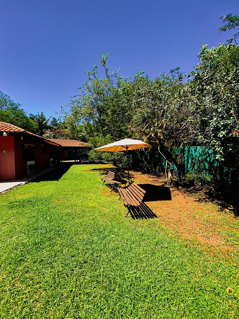 Excelente casa terrea na Granja Viana