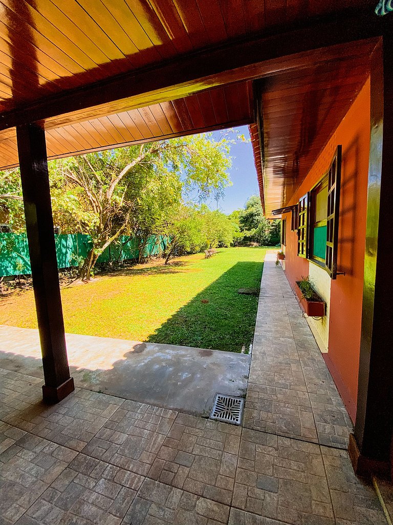 Excelente casa terrea na Granja Viana