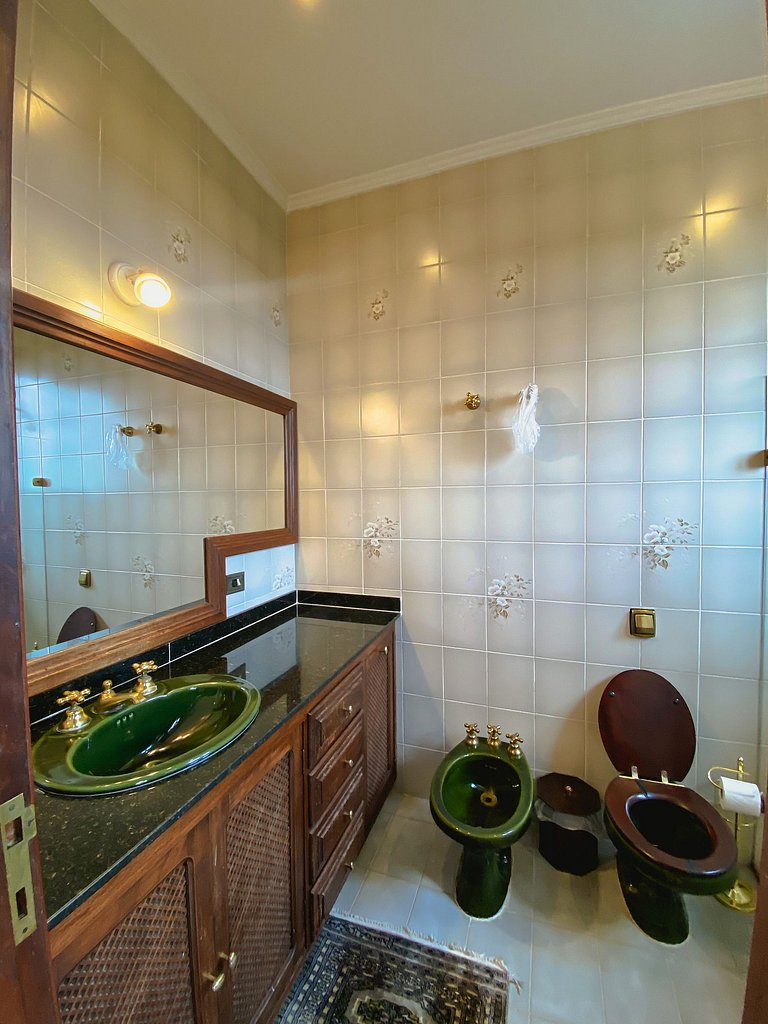 Excelente propriedade na Granja Viana