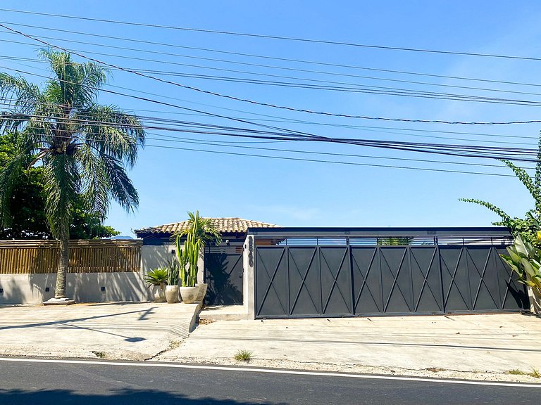 Casa pé na áreia em frente à Ilhabela