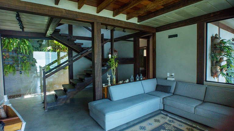 Casa pé na áreia em frente à Ilhabela