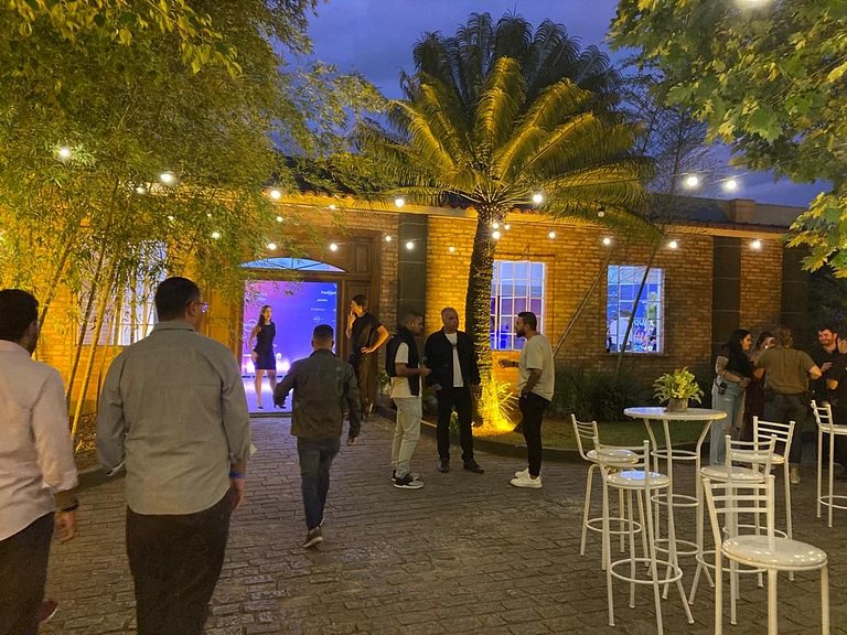 Espaço para pequenos eventos - Granja Viana