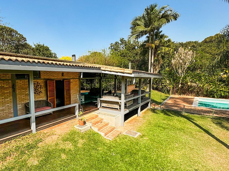 Arquitetura única na Granja Viana