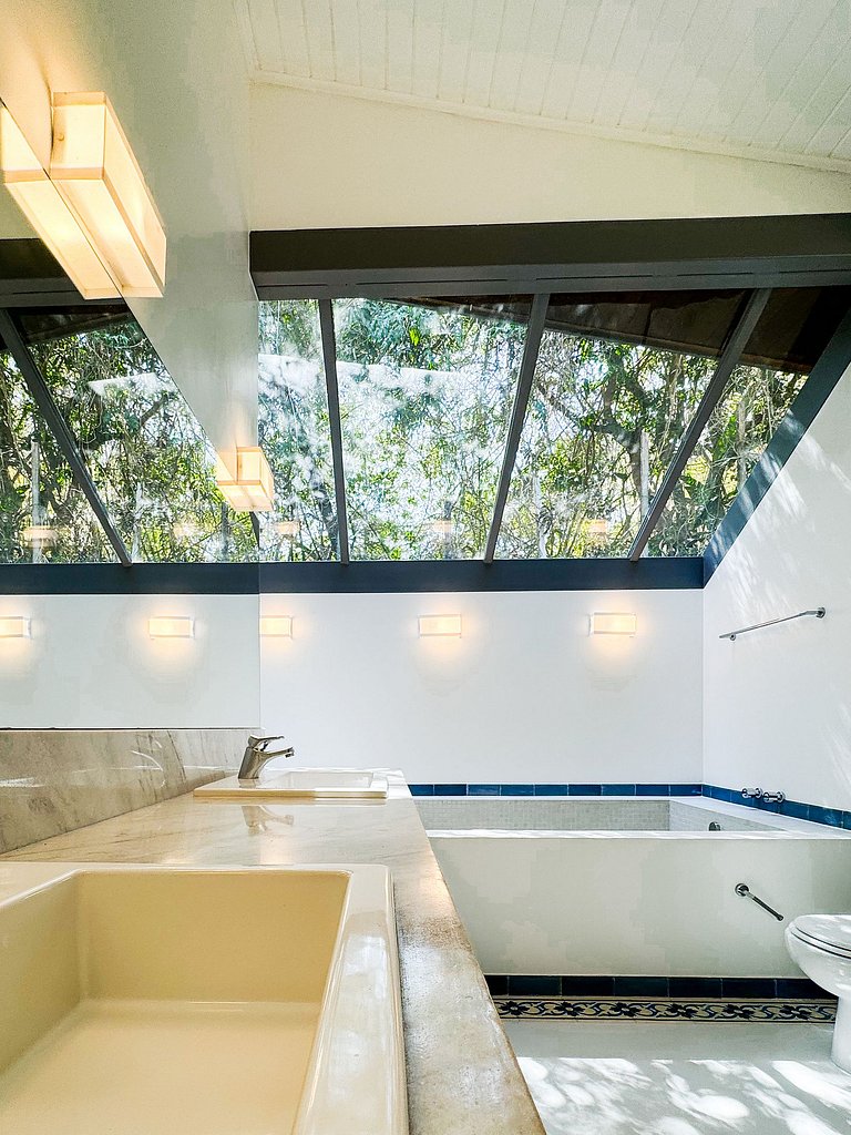 Arquitetura única na Granja Viana