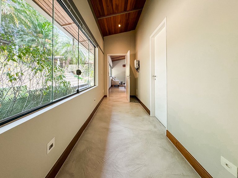 Arquitetura única na Granja Viana