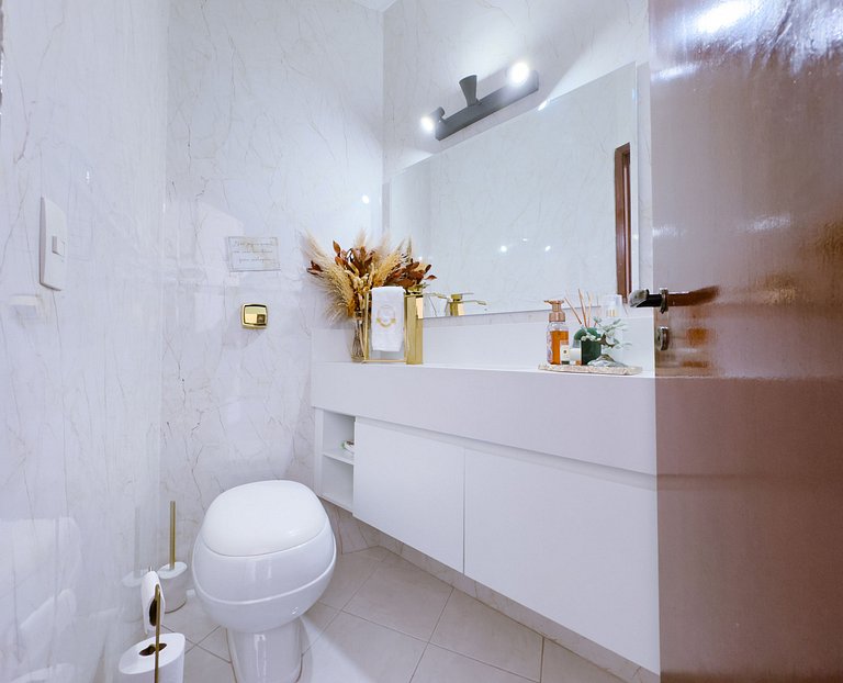 Casa de Luxo 2500m² na Granja Viana