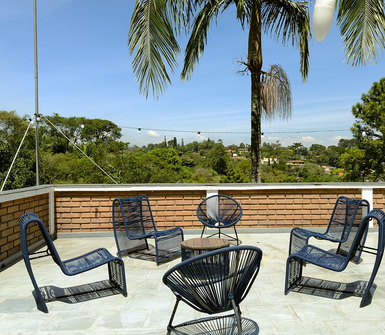 Casa de Luxo 2500m² na Granja Viana