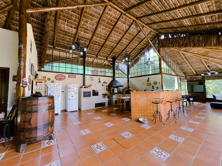 Casa de Luxo 2500m² na Granja Viana