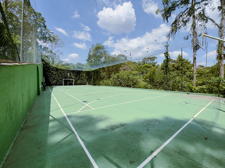 Casa de Luxo 2500m² na Granja Viana