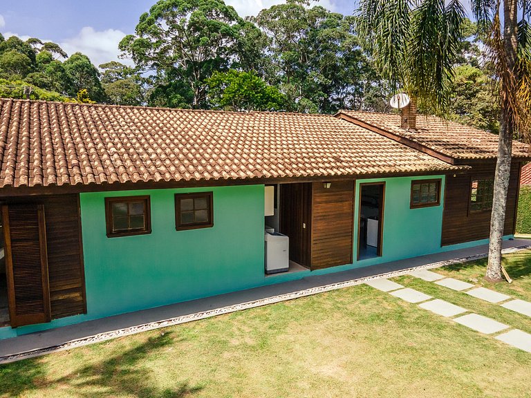 Cozy and Comfortable One-Story House in Granja
