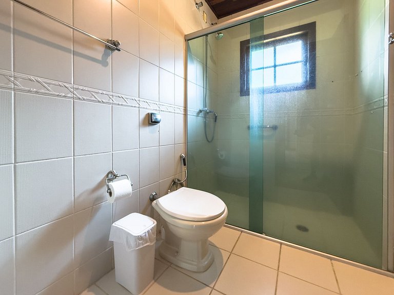 Cozy and Comfortable One-Story House in Granja