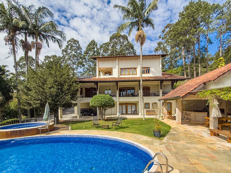 Refúgio de Alto Padrão na Granja Viana