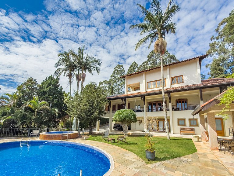 Refúgio de Alto Padrão na Granja Viana