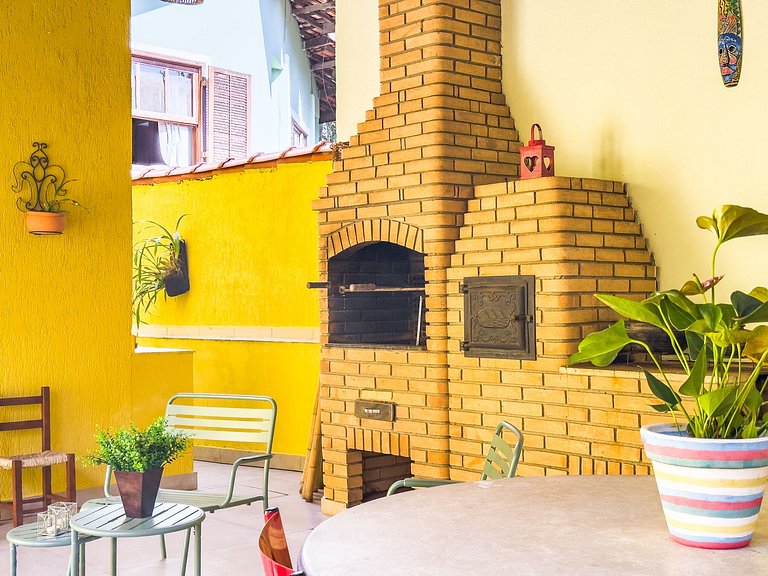 Espaço gourmet e home-office na Granja