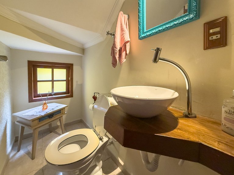 Espaço gourmet e home-office na Granja