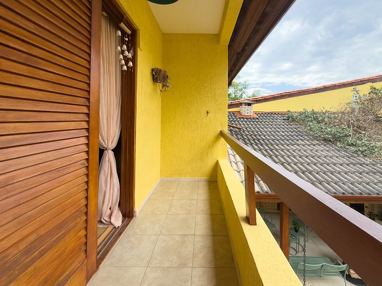 Espaço gourmet e home-office na Granja