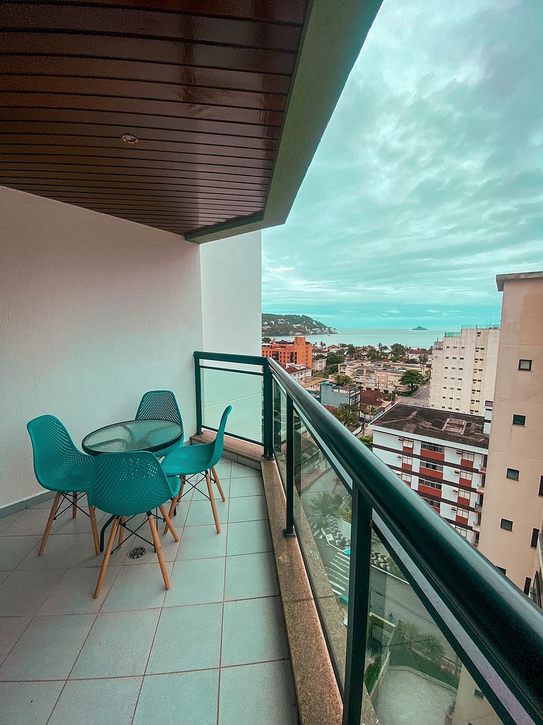 Apartamento no Guarujá com vista para o mar