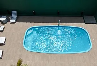 img-fluid