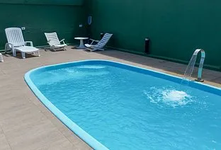 img-fluid