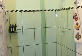 img-fluid