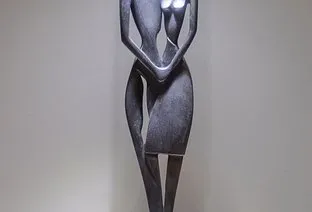 img-fluid