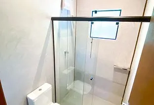img-fluid