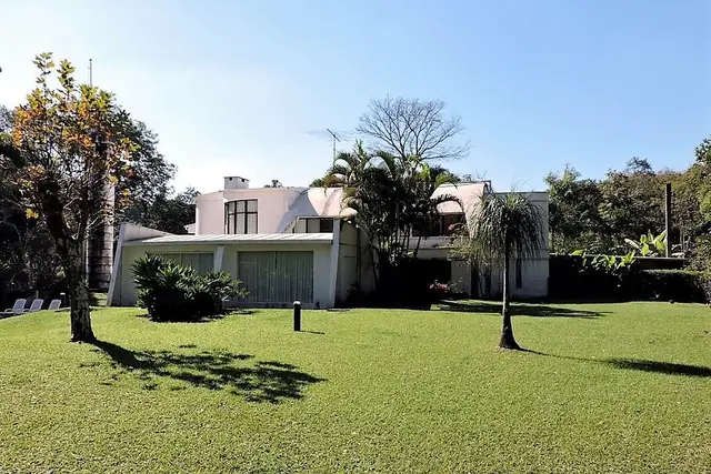 Deslumbrante Casa Cinematográfica · Carapicuíba
