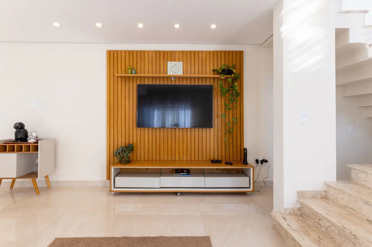 Sala de TV (foto 11) · Casa con vista panorámica y piscina Granja Viana, Vila Diva, Carapicuíba