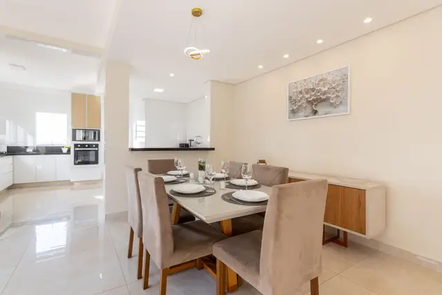 Comedor (foto 14) · Casa con vista panorámica y piscina Granja Viana, Vila Diva, Carapicuíba