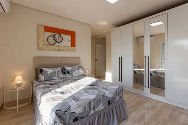Dormitorio · Casa con vista panorámica y piscina Granja Viana, Vila Diva, Carapicuíba