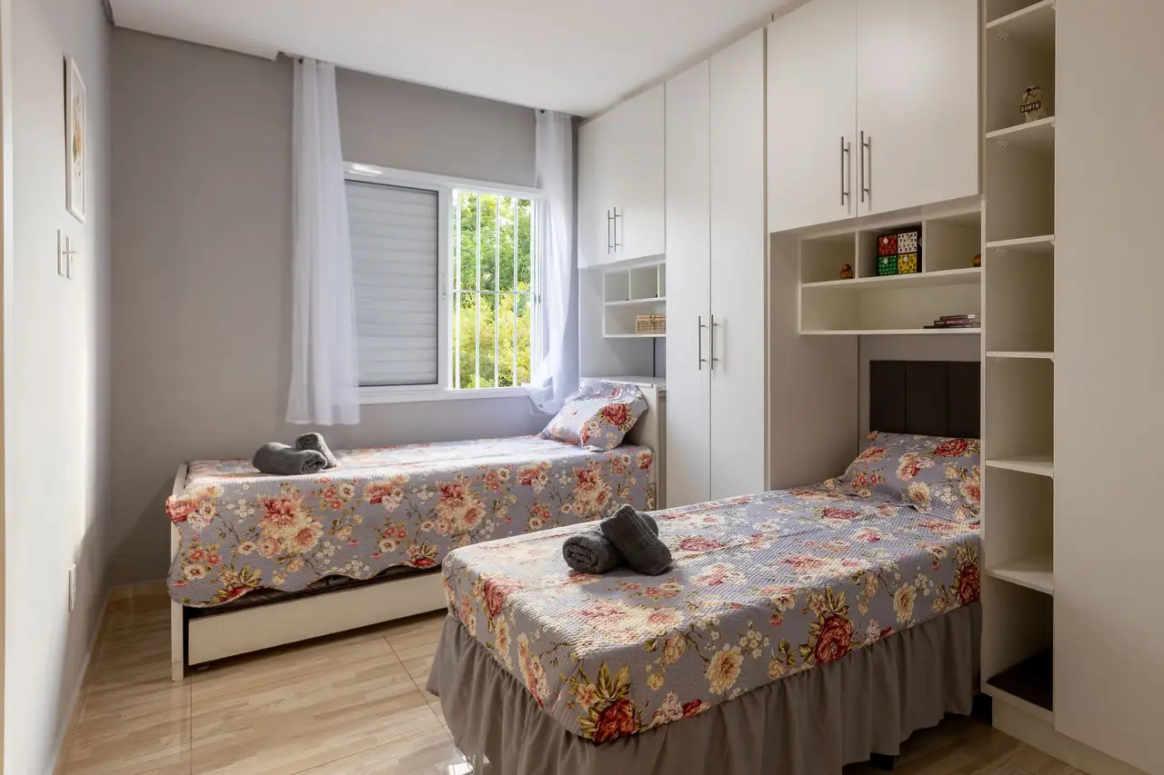 Dormitorio (foto 23) · Casa con vista panorámica y piscina Granja Viana, Vila Diva, Carapicuíba