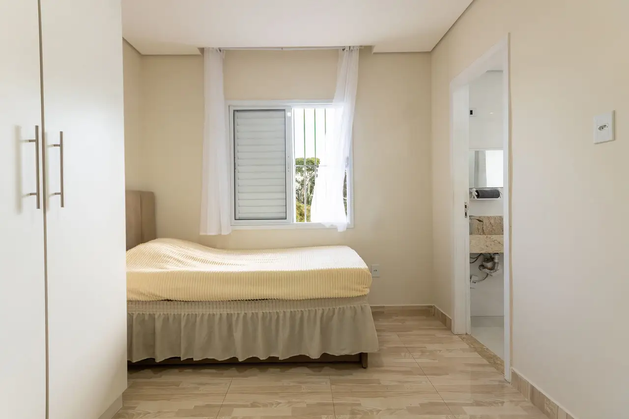Dormitorio (foto 27) · Casa con vista panorámica y piscina Granja Viana, Vila Diva, Carapicuíba