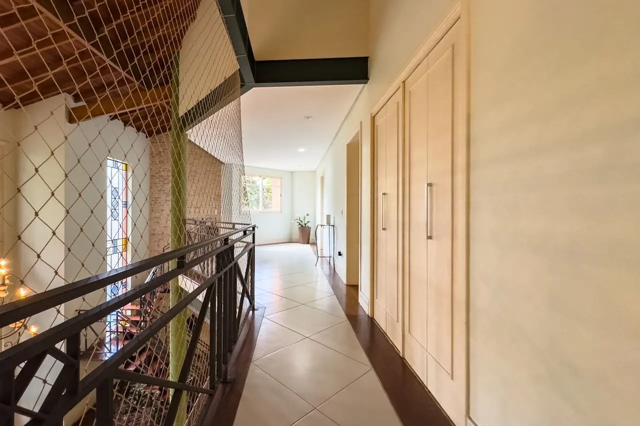 Casa com piscina e 3 suítes na Granja Viana · foto 32