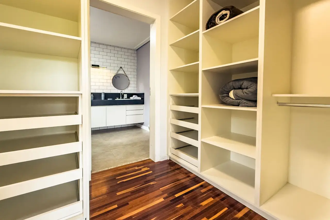 Casa de Alto Padrão com 4 suítes | 30 min de SP · foto 44